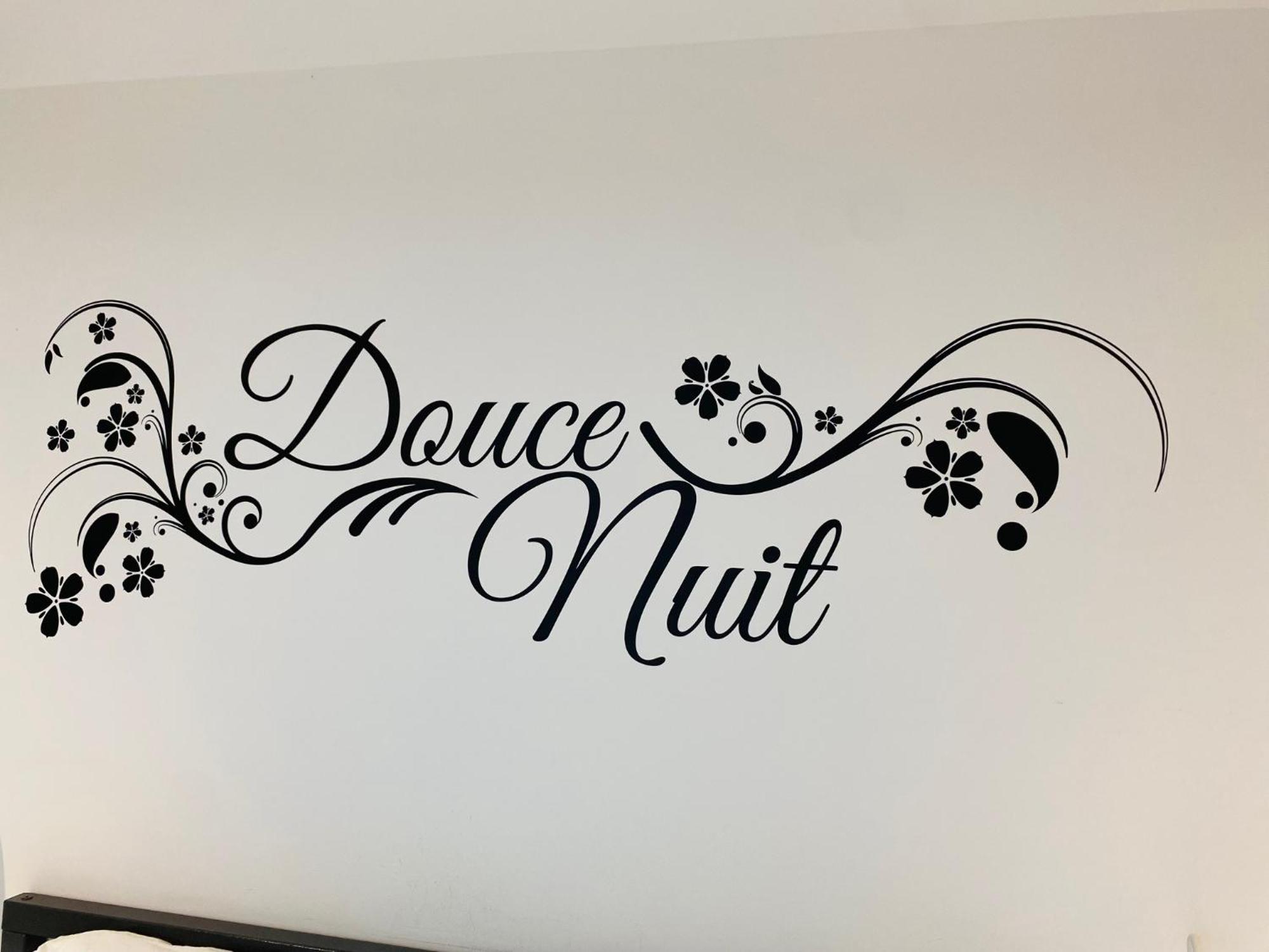 Douillet Et Coquet Appartement Climatise - Parking Prive Gratuit - Centre Montpellier Dış mekan fotoğraf